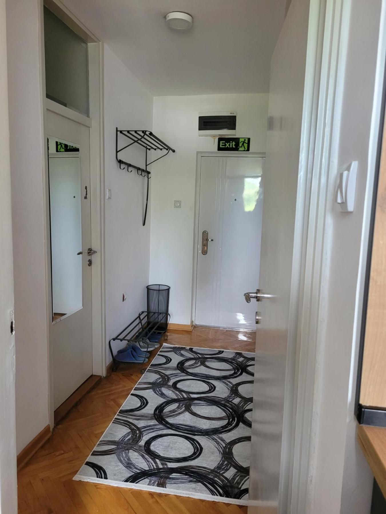 Community Park Apartment Ni エクステリア 写真
